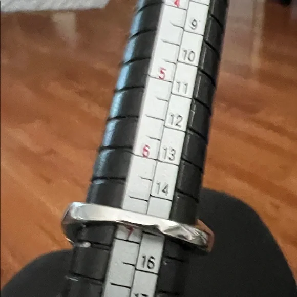 Sparkling Silver-Tone Clear Crystal Wrap Ring - Elegant Women’s Jewelry CZ - Picture 8 of 8